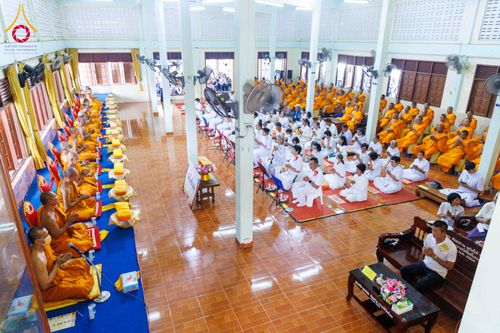 ภาพ No.296409:วันที่ 16 มกราคม พ.ศ. 2569 พิธีทอดผ้าป่าทำนุบำรุงศาสนสถาน ณ วัดโพธิ์เอน ต.บางขุนกอง อ.บางกรวย จ.นนทบุรี อนุสรณ์สถานลำดับที่ 4 สถานที่เกิดด้วยกายธรรม ในโครงการธรรมยาตรา กตัญญูบูชา มหาปูชนียาจารย์ พระมงคลเทพมุนี(สด จนฺทสโร) พระผู้ปราบมาร อนุสรณ์สถาน 7 แห่ง