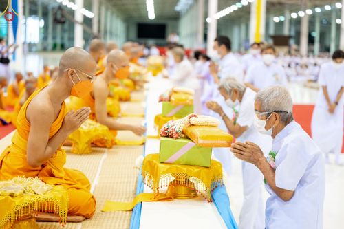 ภาพ No.83917:พิธีมุทิตาอุปสมบทพระมหาเปรียญธรรม ในวันอาทิตย์ที่ 2 กรกฎาคม พ.ศ.2566 ณ สภาธรรมกายสากล วัดพระธรรมกาย