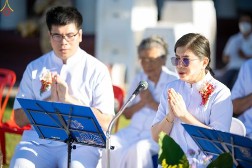 ภาพ No.83143:พิธีถวายสังฆทาน 323 วัด 4 จังหวัดชายแดนภาคใต้ ปีที่ 19 ครั้งที่ 163 พิธีมอบกองทุนหนุนแรงใจช่วยครูใต้ ปีที่ 16 ครั้งที่ 128  และพิธีทำบุญอุทิศส่วนกุศลให้ผู้วายชนม์ ในวันเสาร์ที่ 8 กรกฎาคม พ.ศ. 2566 ณ หอประชุม อาคารพระสุทธิสมณวัตรานุสรณ์   วัดมุจลินทวาปีวิ