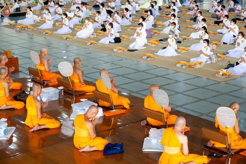 ภาพ No.83997:พิธีบุพเปตพลี ครั้งที่ 137 ร่วมอุทิศบุญกุศลแด่หมู่ญาติที่ล่วงลับไปแล้ว และสืบทอดอายุพระพุทธศาสนา ในวันจันทร์ที่ 17 กรกฎาคม พ.ศ. 2566 ณ หอฉันคุณยายอาจารย์ฯ วัดพระธรรมกาย