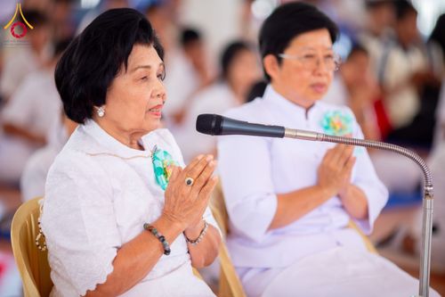 ภาพ No.199923:พิธีทอดผ้าป่าทำนุบำรุงศาสนสถาน ณ วัดบางช้างใต้ ตำบลบางช้าง อำเภอสามพราน จังหวัดนครปฐม ในโครงการธรรมยาตรา กตัญญูบูชา มหาปูชนียาจารย์ พระมงคลเทพมุนี(สด จนฺทสโร) พระผู้ปราบมาร อนุสรณ์สถาน 7 แห่ง ปีที่ 13 วันที่ 22 มกราคม พ.ศ. 2568