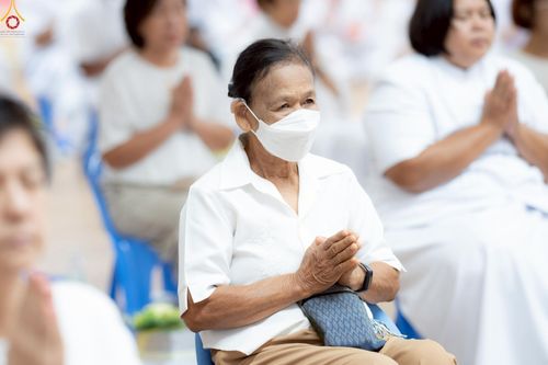 ภาพ No.225382:วันอาทิตย์ที่ 18 พฤษภาคม พ.ศ. 2568 พิธีร่วมบุญการศึกษา พระภิกษุ สามเณร ณ ห้องแก้วสารพัดนึก 2 วัดพระธรรมกาย