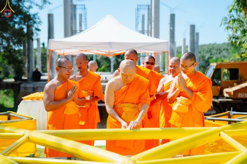 ภาพ No.95572:ปฐมกฐินศูนย์ปฏิบัติธรรมแก้วภูเรือ เพื่อสร้าง "มหาวิหาร" ณ ศูนย์ปฏิบัติธรรมแก้วภูเรือ อ.ภูเรือ จ.เลย วันเสาร์ที่ 18 พฤศจิกายน พ.ศ. 2566