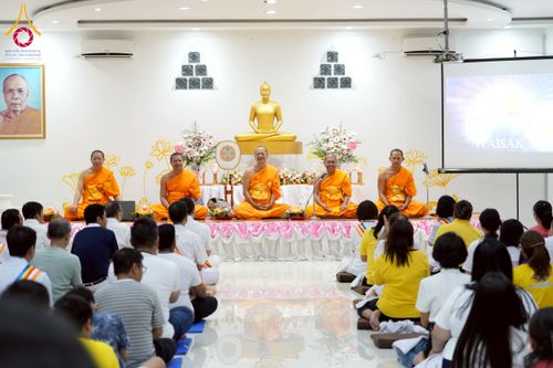 ภาพ No.227615:วันที่ 7 มิถุนายน พุทธศักราช 2568 วิสาขบูชาบนเกาะสุมาตรา ถวายเป็นพระราชกุศล แด่ “สมเด็จพระนางเจ้าสุทิดา พระบรมราชินี”