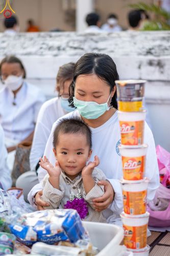 ภาพ No.116076:พิธีตักบาตรพระธรรมยาตรา ณ อนุสรณ์สถานลำดับที่ 4 สถานที่เกิดด้วยกายธรรม วัดโบสถ์(บน) จ.นนทบุรี วันที่ 21 มกราคม พ.ศ. 2567