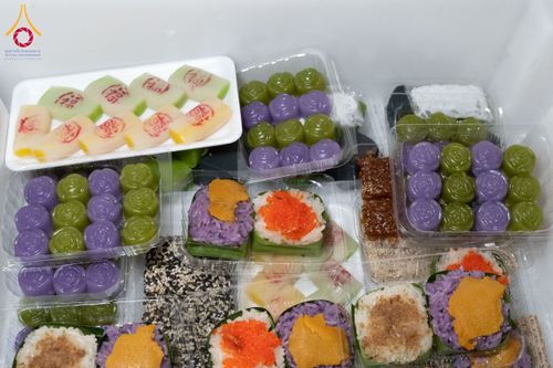 ภาพ No.192575:พิธีถวายภัตตาหารเป็นสังฆทาน แด่พระธรรมยาตรา ณ อนุสรณ์สถานคลองบางนางแท่น อ.สามพราน จ.นครปฐม ในโครงการธรรมยาตรา กตัญญูบูชา มหาปูชนียาจารย์ พระมงคลเทพมุนี(สด จนฺทสโร) พระผู้ปราบมาร อนุสรณ์สถาน 7 แห่ง ปีที่ 13 วันที่ 10 มกราคม พ.ศ. 2568