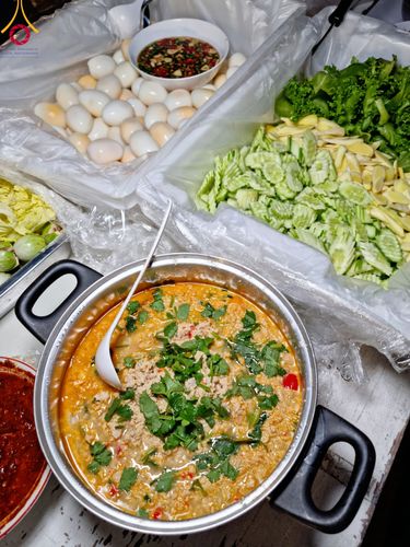 ภาพ No.116537:พิธีถวายภัตตาหารเป็นสังฆทาน แด่คณะพระธรรมยาตรา ปีที่ 12 วันที่ 22 มกราคม พ.ศ. 2567 ณ อนุสรณ์สถานบางนางแท่น จ.นครปฐม