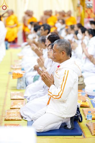 ภาพ No.203551:พิธีทอดผ้าป่าทำนุบำรุงศาสนสถาน ณ วัดตะเคียน ตำบลบางคูเวียง อำเภอบางกรวย จังหวัดนนทบุรี ในโครงการธรรมยาตรา กตัญญูบูชา มหาปูชนียาจารย์ พระมงคลเทพมุนี(สด จนฺทสโร) พระผู้ปราบมาร อนุสรณ์สถาน 7 แห่ง ปีที่ 13 วันที่ 29 มกราคม พ.ศ. 2568