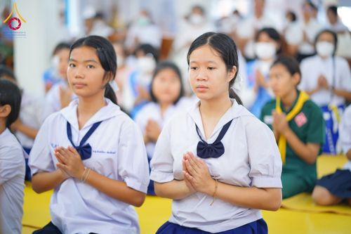 ภาพ No.204670:พิธีทอดผ้าป่าทำนุบำรุงศาสนสถาน ณ วัดเกิดการอุดม ตำบลคลองสาม อำเภอคลองหลวง จังหวัดปทุมธานี ในโครงการธรรมยาตรา กตัญญูบูชา มหาปูชนียาจารย์ พระมงคลเทพมุนี(สด จนฺทสโร) พระผู้ปราบมาร อนุสรณ์สถาน 7 แห่ง ปีที่ 13 วันที่ 30 มกราคม พ.ศ. 2568