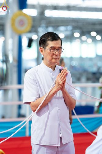 ภาพ No.148966:พิธีปฎิบัติธรรมและ พิธีจุดเทียนใจ ไฟนิรันดร์ อนันตชัย วันอาทิตย์ที่ 11 สิงหาคม พ.ศ. 2567 วัดพระธรรมกาย จ.ปทุมธานี