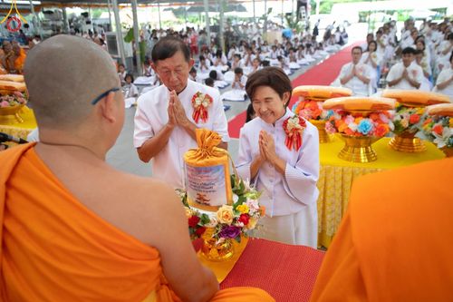 ภาพ No.94710:พิธีทอดกฐินสามัคคี สร้างกุฏิสงฆ์หลังแรก ณ ศูนย์ปฏิบัติธรรมและอบรมเยาวชนเมืองยะลา (ถนนเวฬุวัน ซอยเศรษฐี) วันที่ 15 พฤศจิกายน พ.ศ. 2566