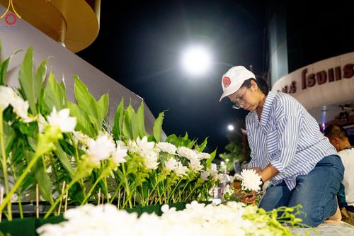 ภาพ No.151667:V.55 ทีมใหญ่ที่หาดใหญ่ เจ้าหน้าที่ทุกสถานะ หลายสัญชาติ ร่วมกันจัดงานตักบาตรที่หาดใหญ่ วันที่ 10-11 สิงหาคม พ.ศ. 2567