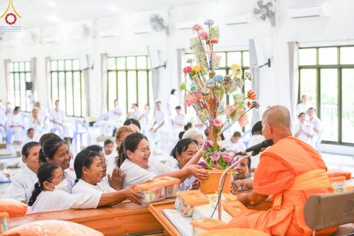 ภาพ No.153968:โครงการอบรมอุบาสก อุบาสิกาแก้ว รุ่นที่ 1 ตัวแทนทอดกฐินสามัคคีทั่วไทย 30,000 วัด บูชาธรรม 80 ปี หลวงพ่อธัมมชโย ระหว่างวันที่ 6-8 กันยายน พ.ศ. 2567 ณ ศูนย์ปฏิบัติธรรมสระบุรี อ.พระพุทธบาท จ.สระบุรี