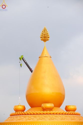 ภาพ No.129381:พิธีประดิษฐานพระบรมสารีริกธาตุ ณ มหารัตนะเจดีย์สิริปทุมสวรรค์ ศูนย์ปฏิบัติธรรมภาคใต้ อ.บางกล่ำ จ.สงขลา วันที่ 10 มีนาคม พ.ศ.2567