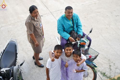 ภาพ No.61858:โครงการบรรพชาสามเณร เพื่อฟื้นฟูพระพุทธศาสนาทั่วไทย ณ ศูนย์อบรมที่พักสงฆ์บ้านร่มเย็น จ.นราธิวาส วันที่ 1 เมษายน พ.ศ. 2567