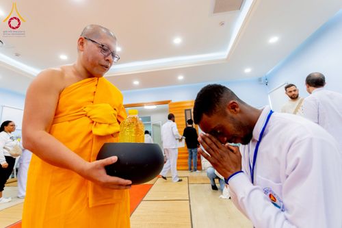 ภาพ No.233320:วันอาทิตย์ที่ 6 กรกฎาคม พ.ศ. 2568 พิธีถวายมหาสังฆทานแด่คณะสงฆ์ทั่วโลกและพิธีตักบาตรเนื่องในวันเข้าพรรษา  ณ วัดพุทธเคปทาวน์ ประเทศแอฟริกาใต้