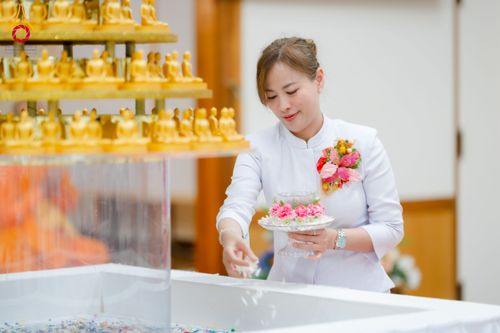 ภาพ No.221002:วันที่ 13 เมษายน พ.ศ. 2568 พิธีโปรยรัตนชาติปฐมเริ่มสถาปนาเจดีย์ และ พิธีเปิดหมู่บ้านปฏิบัติธรรม เพื่อการบรรลุธรรม ณ วัดป่าธรรมกายนานาชาติโทชิหงิ  ประเทศญี่ปุ่น