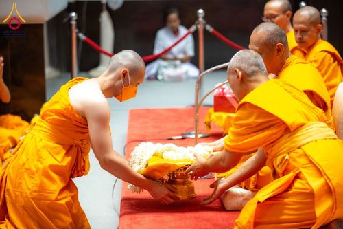 ภาพ No.62148:พิธีอุปสมบทในโครงการอุปสมบทหมู่ บูชาธรรมหลวงพ่อธัมมชโย พ.ศ.2567 ณ อุโบสถ วัดพระธรรมกาย จ.ปทุมธานี วันที่ 13-15 เมษายน พ.ศ. 2567