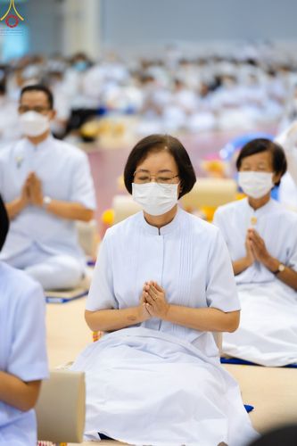 ภาพ No.85806:พิธีถวายคิลานเภสัชและอุปกรณ์การแพทย์ บูชาธรรมเนื่องในวันธรรมชัย วันที่ 19 สิงหาคม พ.ศ. 2566 ณ ห้องแก้วสารพัดนึก วัดพระธรรมกาย