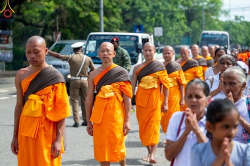 ภาพ No.139895:PhotoStory มหาศรัทธา ธรรมยาตราศรีลังกา EP.2 พิธีเปิดโครงการสยาม-ลังกา ธรรมยาตรา ฉลองเทศกาลวิสาขบูชาแห่งชาติ ศรีลังกา บูชาธรรม 80 ปีหลวงพ่อธัมมชโย เมื่อวันที่ 17 พฤษภาคม พ.ศ. 2567