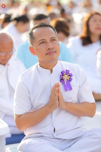 ภาพ No.235188:วันอาทิตย์ที่ 27 กรกฎาคม พ.ศ. 2568 พิธีตักบาตรพระ1,000 รูป ทำบุญเมืองพัทลุง ประธานสงฆ์ พระปริยัติวชิโรดม  เจ้าคณะจังหวัดพัทลุง ประธานฆราวาส นายรัฐศาสตร์ ชิดชู  ผู้ว่าราชการจังหวัดพัทลุง