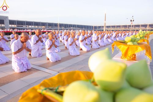 ภาพ No.180575:พิธีบรรพชาอุปสมบท โครงการอุปสมบทบูชาธรรมมหาปูชนียาจารย์ ประจำปีพุทธศักราช 2567 วันเสาร์ที่ 7 ธันวาคมพ.ศ. 2567 ณ วัดพระธรรมกาย จ.ปทุมธานี