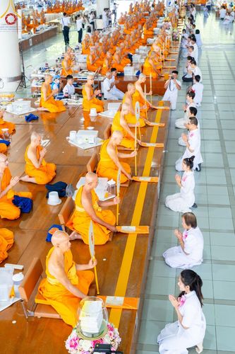 ภาพ No.177408:พิธีถวายภัตตาหารเมนูสวรรค์ และพิธีบุพเปตพลี ครั้งที่ 158 ร่วมอุทิศบุญแด่หมู่ญาติที่ล่วงลับไปแล้ว และสืบทอดอายุพระพุทธศาสนา ณ วัดพระธรรมกาย วันที่ 30 พฤศจิกายน พ.ศ.2567 (วันพระ แรม 15 ค่ำ เดือน 12)