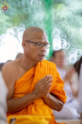 ภาพ No.256314:วันที่ 4 ตุลาคม พ.ศ. 2568 พิธีบรรพชาอุปสมบท  โครงการอุปสมบทหมู่บูชาธรรม 141 ปี  พระมงคลเทพมุนี (สด จนฺทสโร) ณ โบสถ์พระไตรปิฏก วัดพระธรรมกาย จ.ปทุมธานี