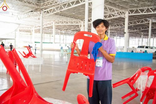 ภาพ No.59481:การอบรมอาสาสมัคร  เตรียมงานและจัดถวายภัตตาหาร แด่พระสังฆาธิการ 10,000 กว่าวัดทั่วประเทศ ในวันที่ 21-22 เมษายน พ.ศ.2567 เพื่องานวันคุ้มครองโลก จัดโดย ชมรมพุทธศาสตร์สากลฯ