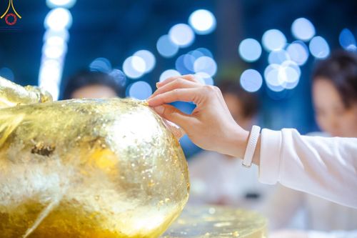 ภาพ No.154941:พิธีจุดประทีป, พิธีฉลองชัยสวดมนต์บทธัมมจักกัปปวัตนสูตร ณ มหารัตนวิหารคด วัดพระธรรมกาย วันอังคารที่ 17 กันยายน พ.ศ. 2567