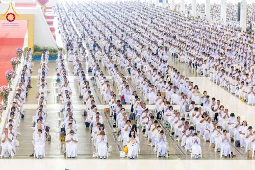 ภาพ No.209262:วันเสาร์ที่ 1 มีนาคม พ.ศ. 2568 สัมมนาใหญ่ ผู้นำบุญ 10,000 คน เพื่องานมหาสังฆทาน 40,000 กว่าวัดทั่วประเทศ ณ สภาธรรมกายสากล วัดพระธรรมกาย