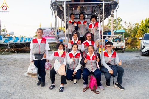 ภาพ No.203097:V.51 สารพัดV สารพัดดี ที่คลองบางนางแท่น ในโครงการธรรมยาตรา กตัญญูบูชา มหาปูชนียาจารย์ พระมงคลเทพมุนี(สด จนฺทสโร) พระผู้ปราบมาร อนุสรณ์สถาน 7 แห่ง ปีที่ 13 ระหว่างวันที่ 2-31 มกราคม พ.ศ. 2568