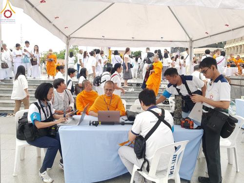 ภาพ No.126900:V.30 เต็มที่ เพื่อโคราช การเตรียมงาน ปฏิบัติงาน และเก็บงาน ของเจ้าหน้าที่หน่วยงานต่างๆ ทุกภาคส่วน เพื่อพิธีทำบุญเมืองนครราชสีมา ฉลอง 556 ปี ตักบาตรพระ 10,000 รูป ในวันเสาร์ที่ 2 มีนาคม พ.ศ.2567 ณ อนุสาวรีย์ท้าวสุรนารี จ.นครราชสีมา จัดโดย คณะสงฆ์จังหวัดนค