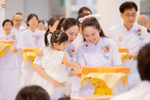 ภาพ No.244056:วันอาทิตย์ที่ 7 กันยายน พ.ศ. 2568 พิธีทอดผ้าป่าสมทบกฐินวัดพระธรรมกาย และสมทบกฐิน 30,000 วัดทั่วไทย ครั้งที่ 2 ณ ห้องแก้วสารพัดนึก 1 วัดพระธรรมกาย