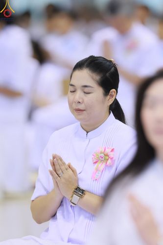 ภาพ No.154401:พิธีบูชาครูผู้ค้นพบวิชชาธรรมกาย ณ สภาธรรมกายสากล วัดพระธรรมกาย วันอังคารที่ 17 กันยายน พ.ศ. 2567