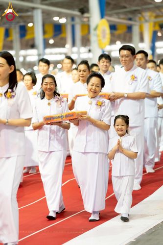 ภาพ No.264582:วันอาทิตย์ที่ 2 พฤศจิกายน พ.ศ. 2568 พิธีทอดกฐินสามัคคี ณ สภาธรรมกายสากล วัดพระธรรมกาย