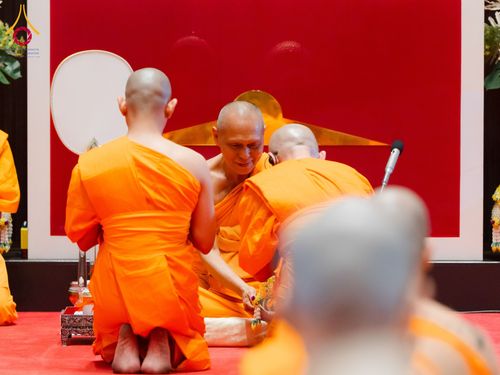 ภาพ No.144215:พิธีบรรพชาอุปสมบทหมู่ พระธรรมทายาทนานาชาติ(ภาษาจีน) รุ่น 19 ณ วัดพระธรรมกาย จ.ปทุมธานี วันเสาร์ที่ 13 กรกฎาคม พ.ศ. 2567