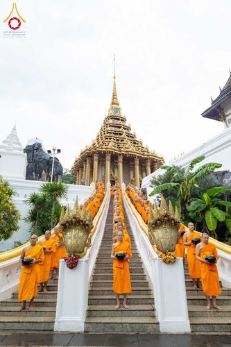 ภาพ No.351405:วันที่ 22 กันยายน พ.ศ. 2569  พิธีตักบาตรสามเณรธรรมทายาท โครงการบรรพชาพัฒนาคุณธรรม จริยธรรม  สำหรับนักเรียนนายสิบตำรวจ (นสต.) รุ่นที่ 16 ศูนย์ฝึกอบรมตำรวจภูธรภาค 1  ณ วัดพระพุทธบาทราชวรมหาวิหาร
