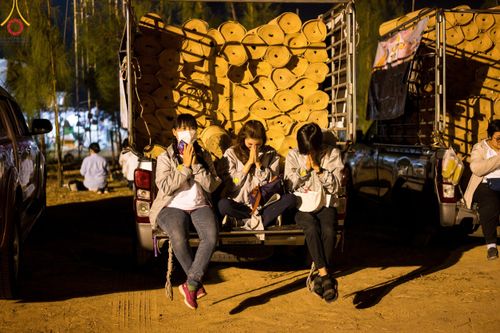 ภาพ No.119800:V.19 แกล้วกล้า การเตรียมงาน เก็บงาน การรับบุญของเจ้าหน้าที่หน่วยงานต่างๆ เพื่อโครงการธรรมยาตรา กตัญญูบูชามหาปูชนียาจารย์ พระมงคลเทพมุนี (สด จนฺทสโร) พระผู้ปราบมาร อนุสรณ์สถาน 7 แห่ง ปีที่ 12 ระหว่างวันที่ 2 - 31 มกราคม พ.ศ.2567