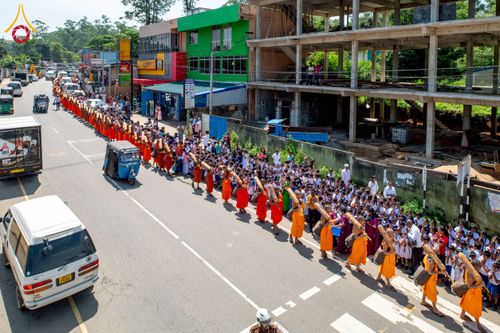 ภาพ No.226373:วันที่ 7-10 พฤษภาคม พ.ศ. 2568 โครงการเดินธรรมยาตรา สยาม-ลังกา ธรรมยาตรา ฉลองเทศกาลวิสาขบูชาแห่งชาติ ศรีลังกา บูชาธรรม 81 ปี หลวงพ่อธัมมชโย เมืองนูวราอิลิยา ประเทศศรีลังกา