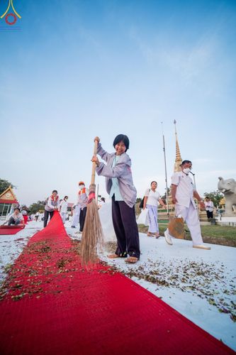 ภาพ No.111730:V.10 เก่งกล้า การเตรียมงาน เก็บงาน การรับบุญของเจ้าหน้าที่หน่วยงานต่างๆ เพื่อโครงการธรรมยาตรา กตัญญูบูชามหาปูชนียาจารย์ พระมงคลเทพมุนี (สด จนฺทสโร) พระผู้ปราบมาร อนุสรณ์สถาน 7 แห่ง ปีที่ 12 ระหว่างวันที่ 2 - 31 มกราคม พ.ศ.2567