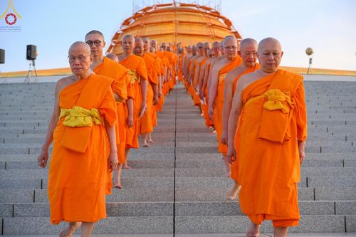 ภาพ No.194619:พิธีปฐมเริ่มสุวรรณรังสรรค์มหาธรรมกายเจดีย์ วันจันทร์ที่ 13 มกราคม พ.ศ. 2568 ณ มหาธรรมกายเจดีย์ วัดพระธรรมกาย จ.ปทุมธานี