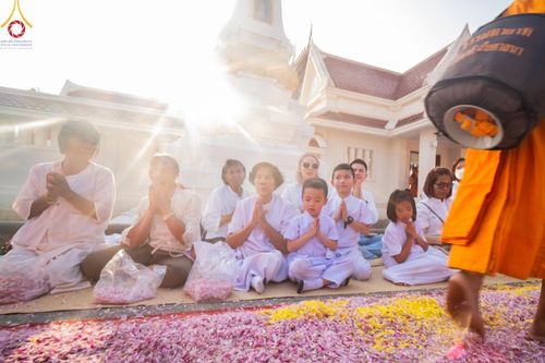 ภาพ No.113228:พิธีต้อนรับพระธรรมยาตรา ปีที่ 12 วันที่ 15 มกราคม พ.ศ. 2567 ณ วัดโบสถ์บน จ.นนทบุรี