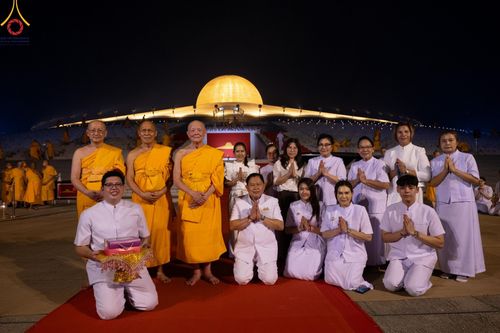 ภาพ No.125138:พิธีเวียนประทักษิณและจุดมาฆประทีป (ชุดที่ 2) ในวันมาฆบูชา เสาร์ที่ 24 กุมภาพันธ์ พ.ศ. 2567 ณ พระมหาธรรมกายเจดีย์ วัดพระธรรมกาย