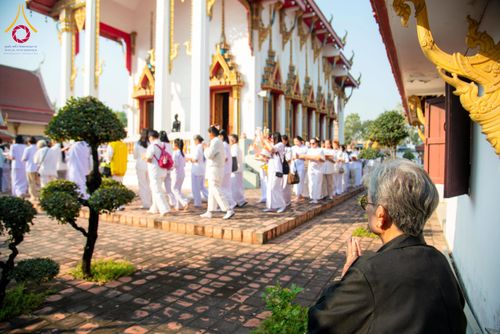 ภาพ No.304527:วันที่ 27 มกราคม พ.ศ. 2569 พิธีทอดผ้าป่าทำนุบำรุงศาสนสถาน ณ วัดปรางค์หลวง ต.บางม่วง อ.บางใหญ่ จ.นนทบุรี ในโครงการธรรมยาตรา กตัญญูบูชา มหาปูชนียาจารย์ พระมงคลเทพมุนี(สด จนฺทสโร) พระผู้ปราบมาร อนุสรณ์สถาน 7 แห่ง ปีที่ 14