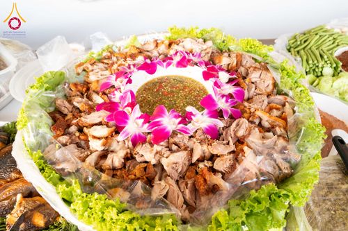 ภาพ No.296762:วันที่ 18 มกราคม พ.ศ. 2569 พิธีถวายภัตตาหารเป็นสังฆทาน แด่พระธรรมยาตรา ณ วัดโบสถ์บน ต.บางคูเวียง จ.นนทบุรี อนุสรณ์สถานลำดับที่ 4 สถานที่เกิดด้วยกายธรรม ในโครงการธรรมยาตรา กตัญญูบูชา มหาปูชนียาจารย์ พระมงคลเทพมุนี(สด จนฺทสโร) พระผู้ปราบมาร อนุสรณ์สถาน 7 แ