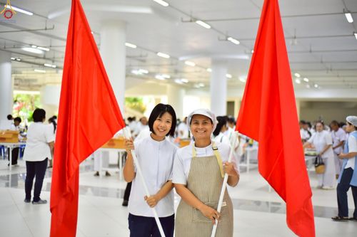 ภาพ No.243385:วันที่ 23-31 สิงหาคม พ.ศ. 2568 เจ้าหน้าที่ทุกสถานะ ทุ่มเทจัดงาน สัมมนารวมใจผู้นำบุญ เพื่องานกฐินสามัคคีทั่วไทย 30,000 วัด บูชาธรรม 81 ปี หลวงพ่อธัมมชโย