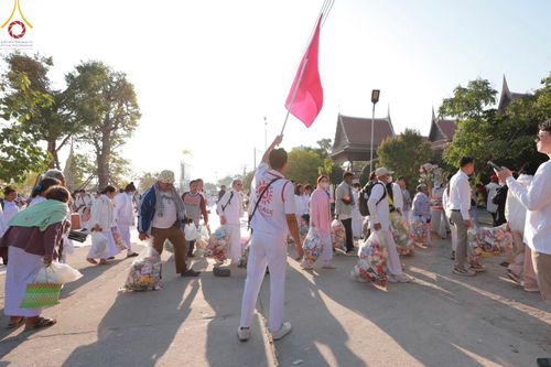 ภาพ No.204151:V.52 สารพัดV สารพัดดี ที่วัดสองพี่น้อง ในโครงการธรรมยาตรา กตัญญูบูชา มหาปูชนียาจารย์ พระมงคลเทพมุนี(สด จนฺทสโร) พระผู้ปราบมาร อนุสรณ์สถาน 7 แห่ง ปีที่ 13 ระหว่างวันที่ 2-31 มกราคม พ.ศ. 2568