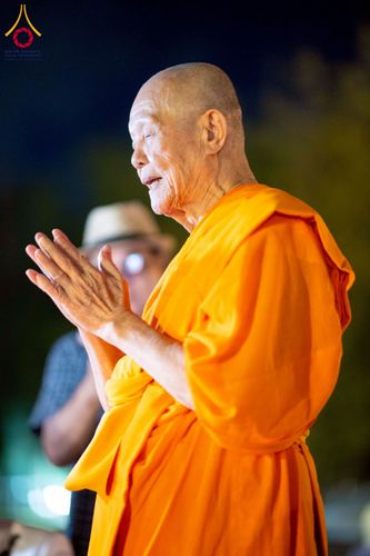 ภาพ No.266430:วันพุธที่ 5 พฤศจิกายน พ.ศ. 2568 (วันพระ ขึ้น 15 ค่ำ เดือน 12) พิธีลอยกระทงธรรม  ณ สระมหาเศรษฐีทะเลบุญ มหาวิหารพระมงคลเทพมุนี วัดพระธรรมกาย จ.ปทุมธานี