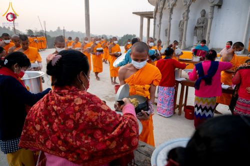 ภาพ No.131106:Photo Story ปฐมบรรพชาชาวพุทธมาร์มา Episode 4/5 วันที่ 13 กุมภาพันธ์พ.ศ. 2567 ณ วัดธัมจักร อรัญกุฏิ บังกลาเทศ